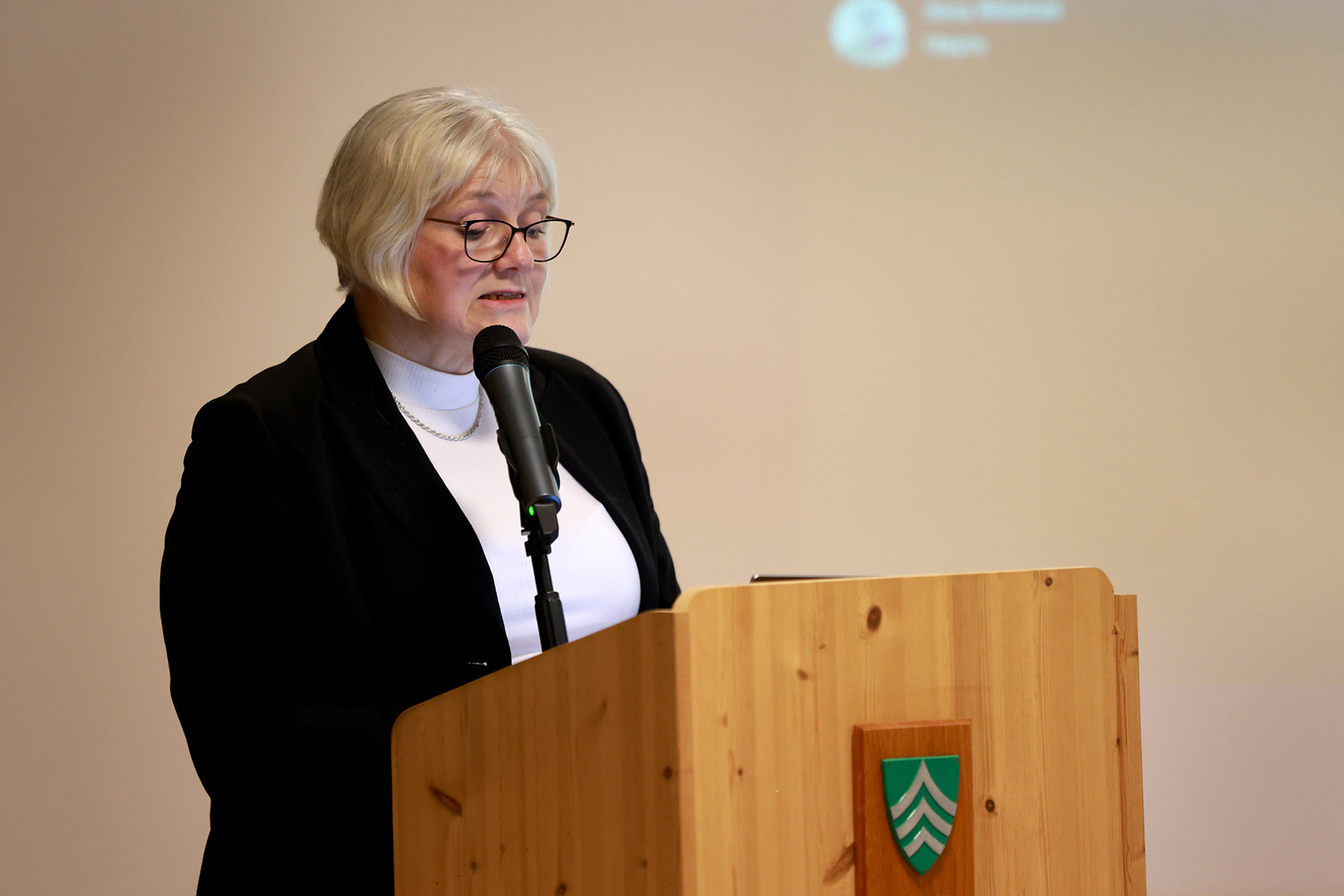 - Jeg fikk litt sjokk, sa Lisbeth Hustad (Ap).