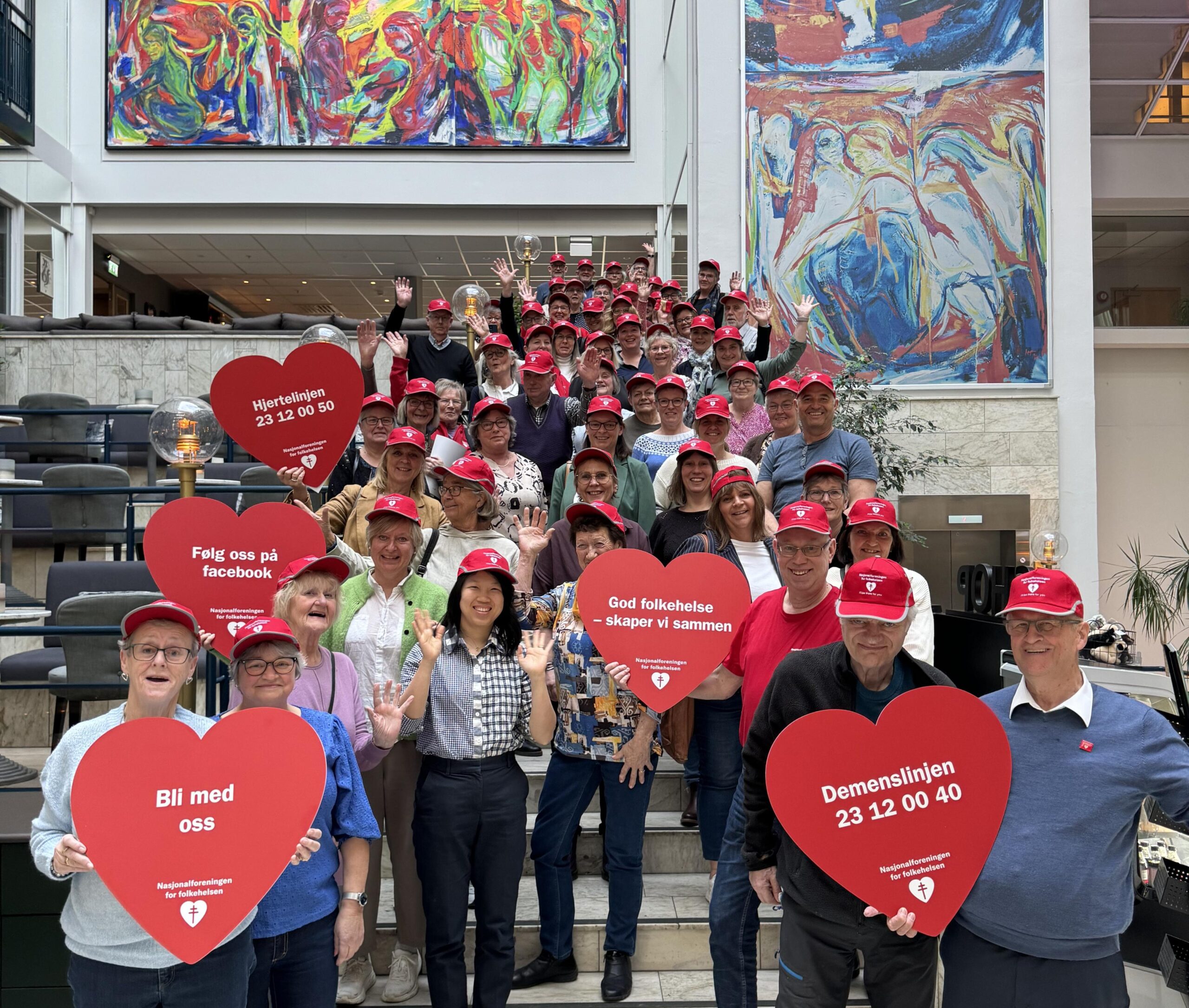 Her er alle lokallagene i Trøndelag samlet. (Foto: Nasjonalforeningen for folkehelsen)