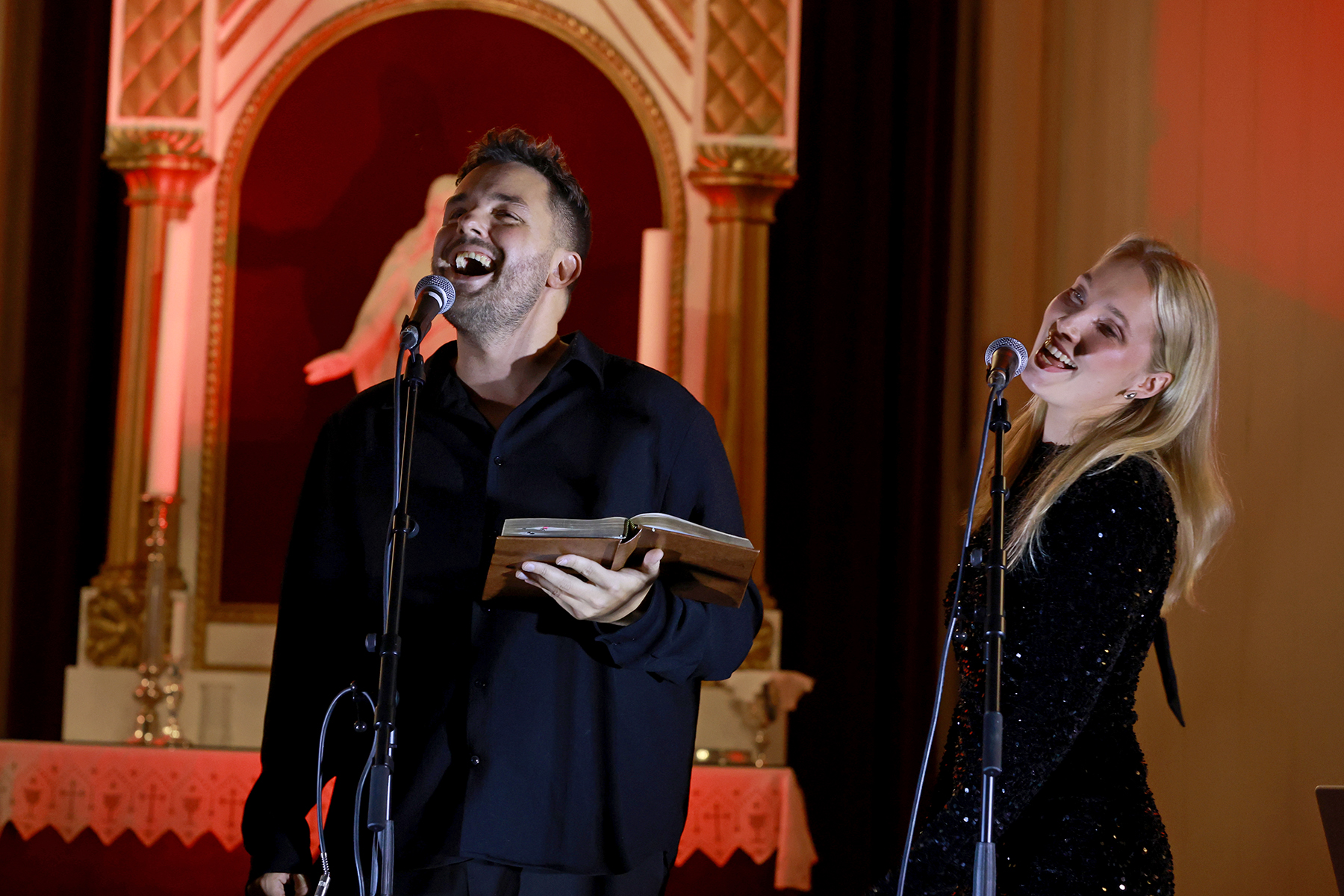 Sturla Fagerli Larsen overtalte Maren til &aring; holde julekonsert i Vik kirke ogs&aring; i &aring;r!