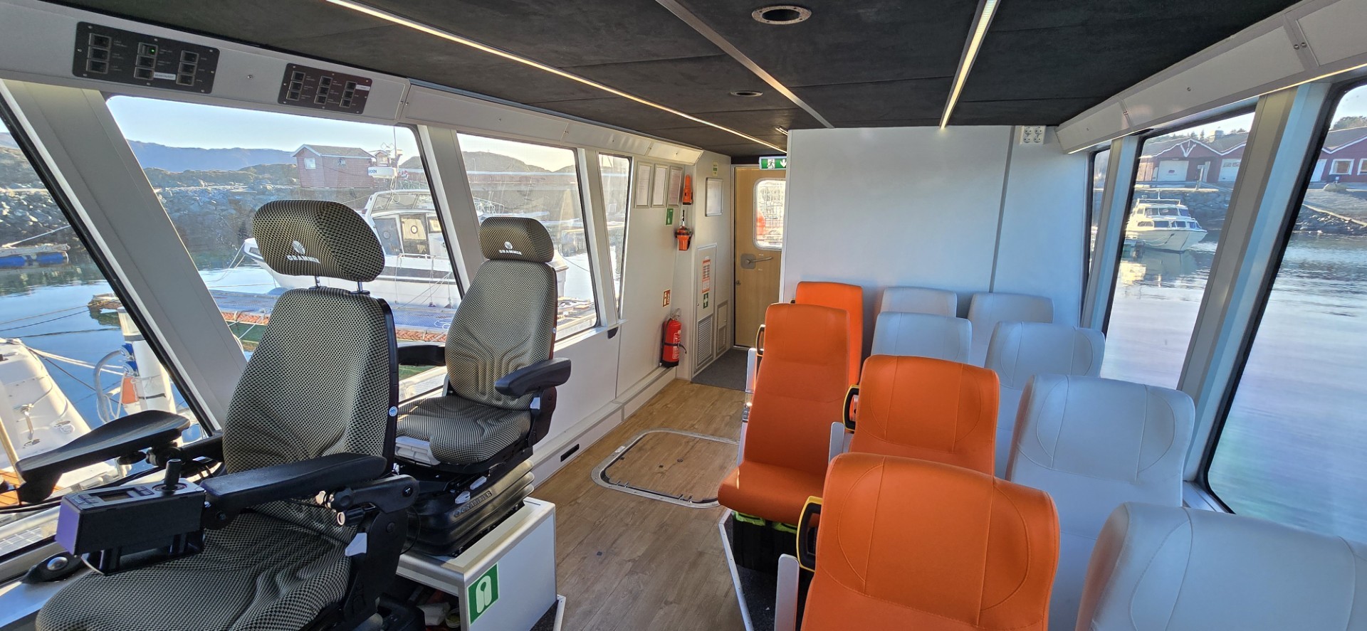 Den nye hurtigb&aring;ten har plass for 12 passasjerer, inkludert to rullestoler. (Foto: Metro-Opus)