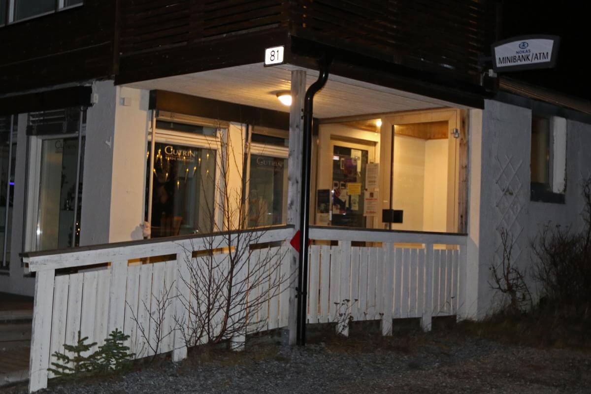 Minibanken i sokkeletasjen på Doktorgården blir nå lagt ned.