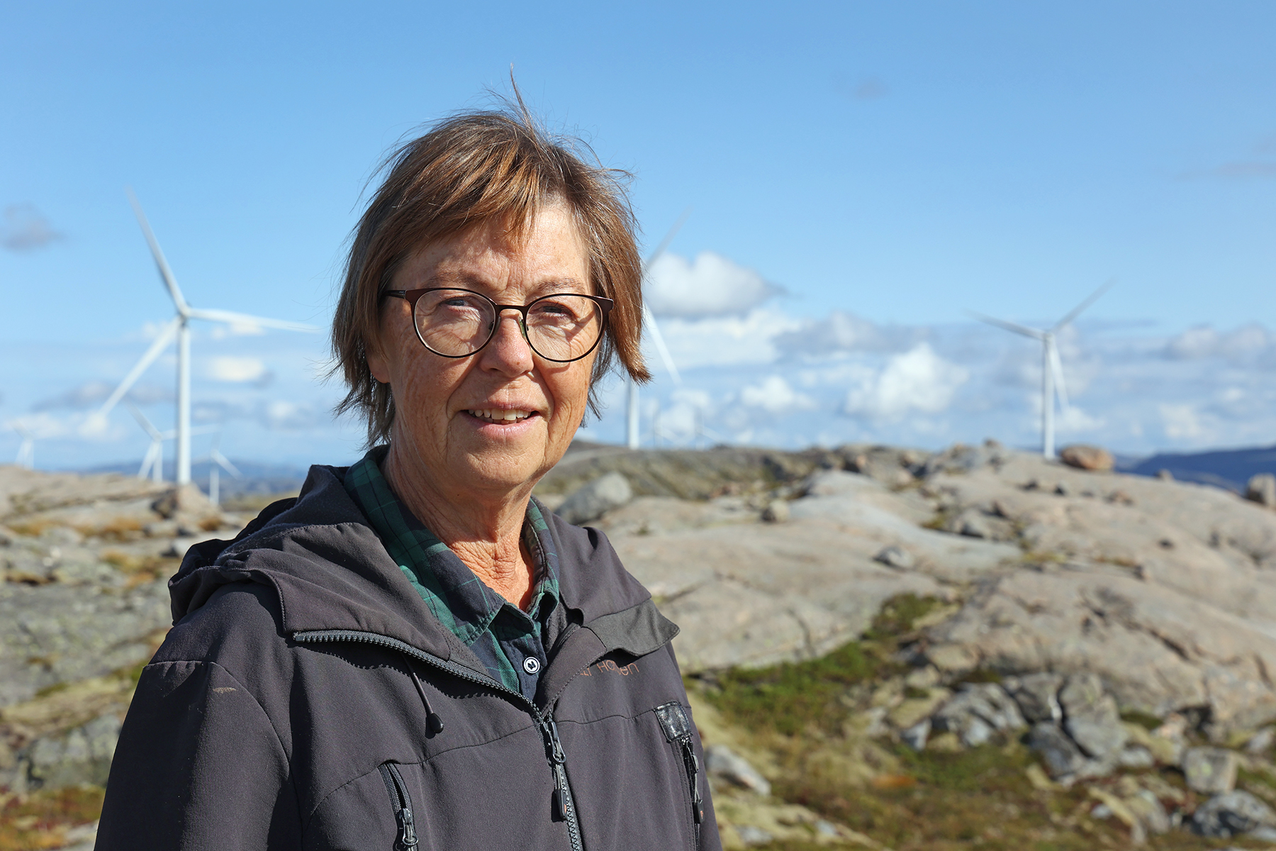 Kari Merete Andersen mener det er viktig &aring; n&aring; ut til folk med informasjon om hvordan det faktisk blir etter en utbygging som her p&aring; S&oslash;rmarkfjellet.