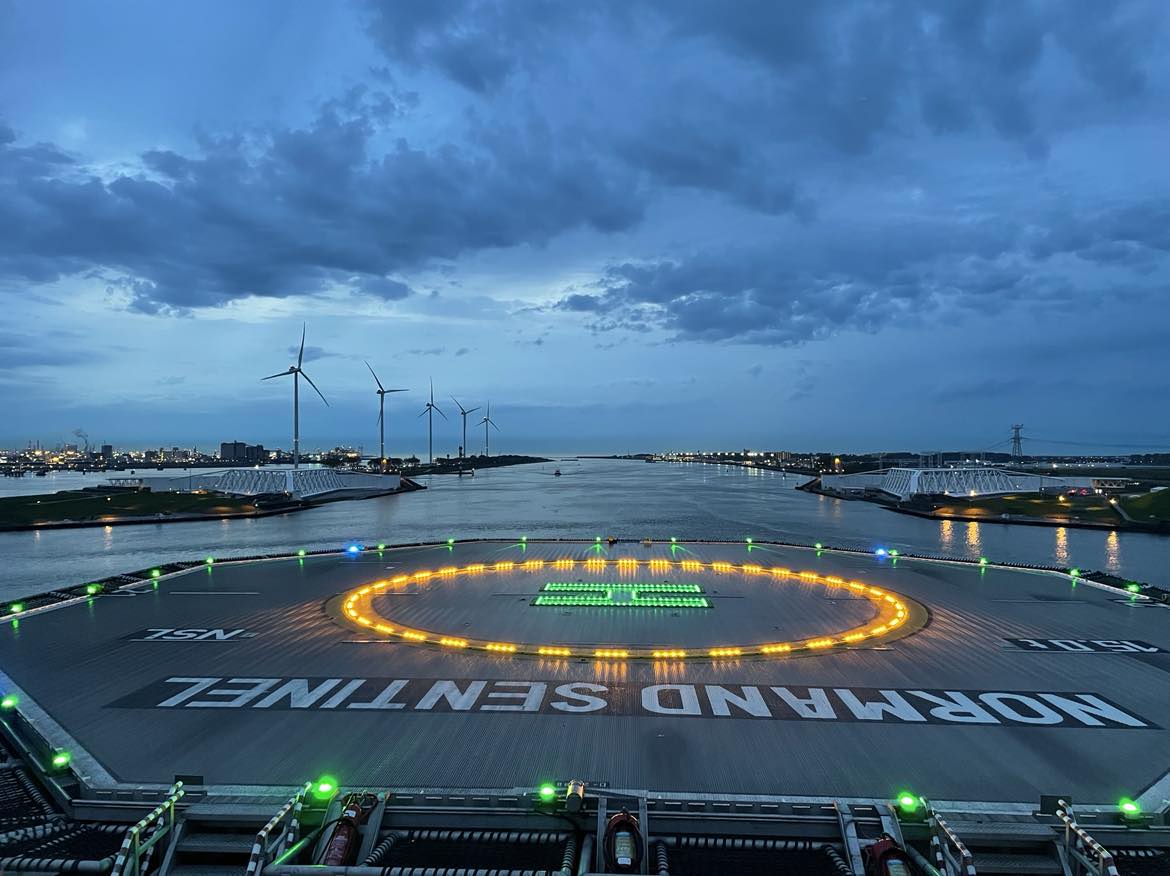 Ikkje akkurat nokon liten b&aring;t, Didriks arbeidsplass, Normand Sentniel. Foto: Privat. 