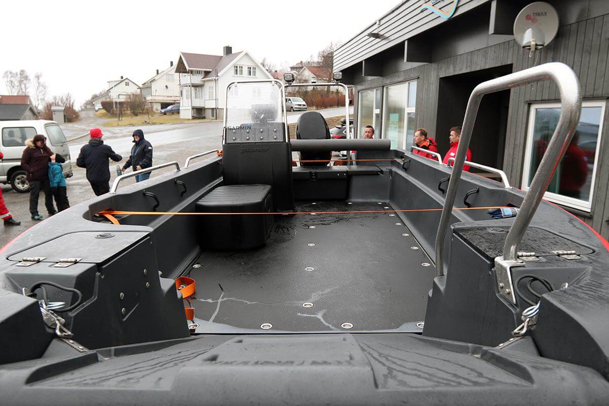 Med lem i fronten som kan legges ned og bra bredde er det mulig &aring; ta med rullestolbrukere i nyb&aring;ten.