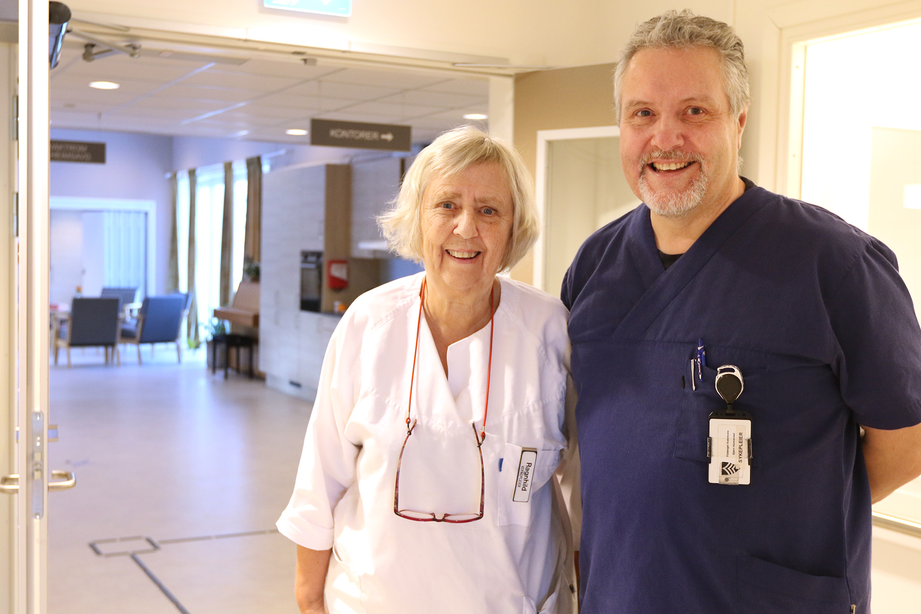Ragnhild Sivertsen og Bj&oslash;rn Hunnestad har v&aelig;rt kolleger i 30 &aring;r, men Ragnhild ble egentlig pensjonist for ni &aring;r siden.