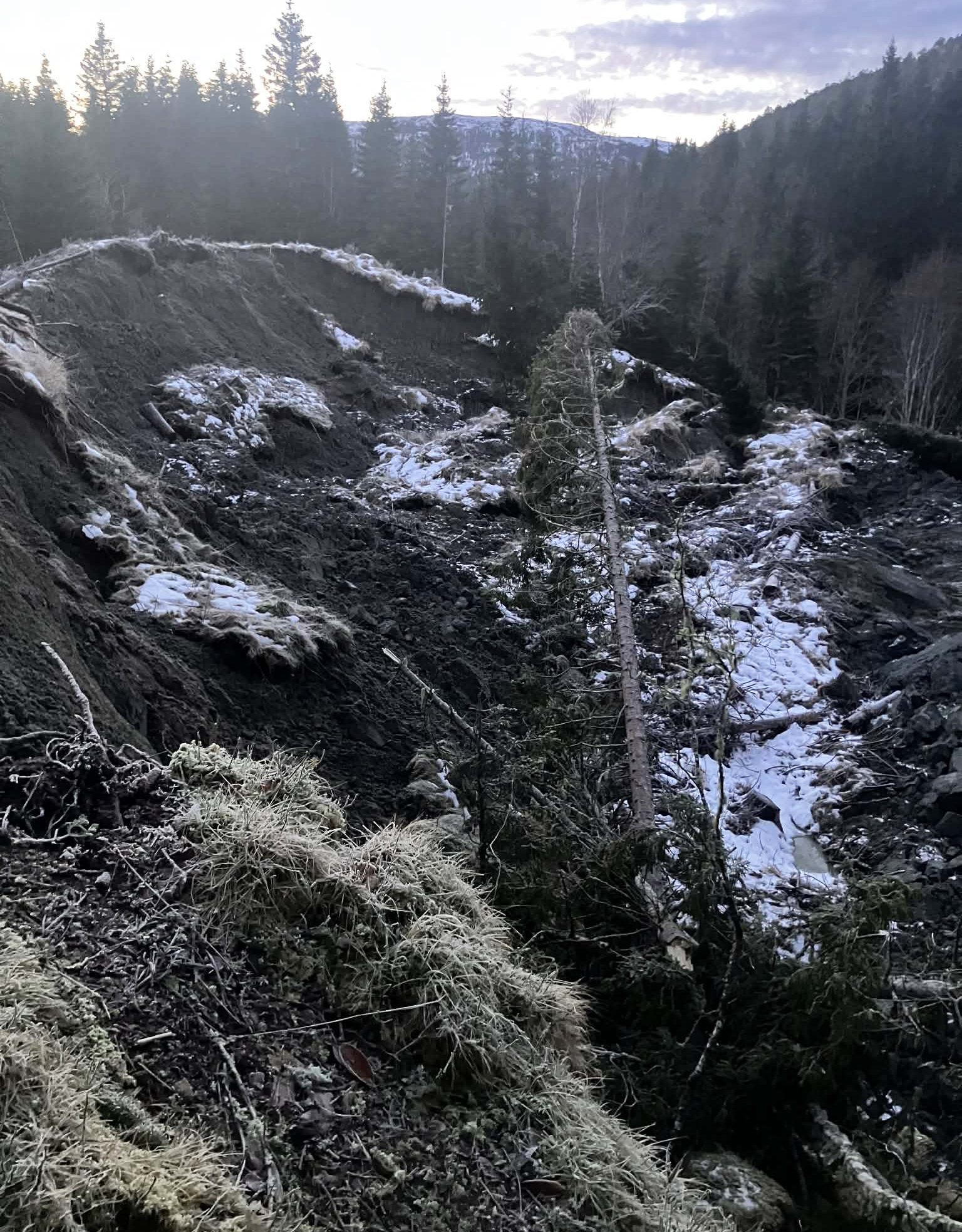 Slik er rasgropa i Steinbekken. (Foto: Svein Hågensen, Namsos brann og redning)