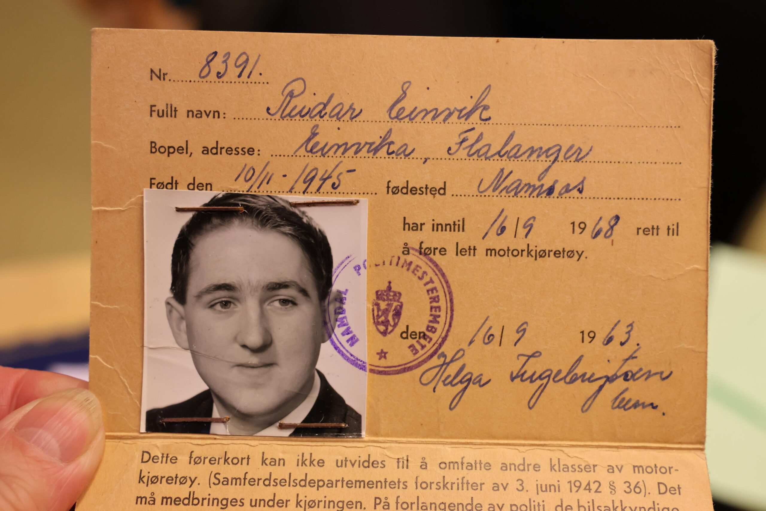 B&aring;de til lands og til havs har ferden g&aring;tt. Det ble f&oslash;rerkort p&aring; det meste av kj&oslash;ret&oslash;y etterhvert. 