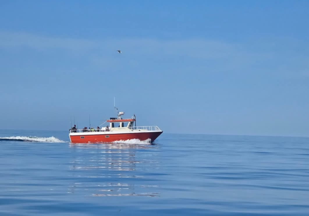 Et kjent skue i Flatanger. Reidars b&aring;t Fjordskyss. 