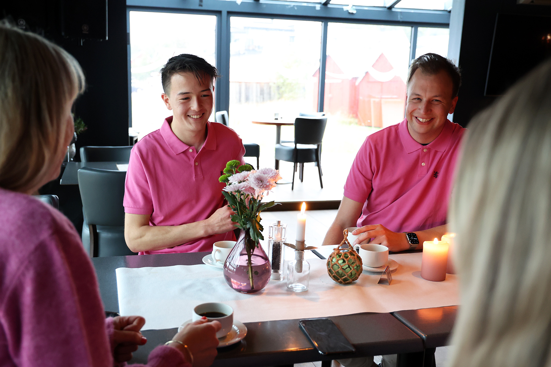 Lucas (til venstre) har hatt mange ideer, men dette er den beste, fastsl&aring;r onkel Kim Aakervik.