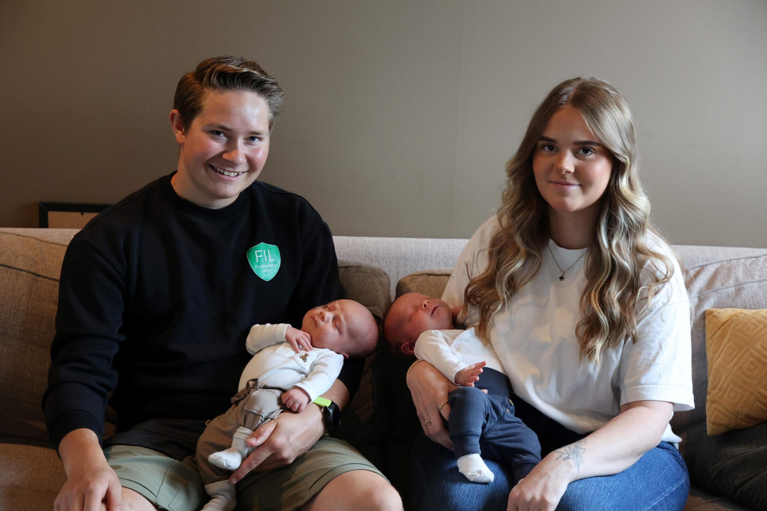 Onkel Brede og tante Vida - s&oslash;skenparet tror det blir felles bursdagsfeiringer de f&oslash;rste &aring;rene for de sm&aring; s&oslash;skenbarna. 