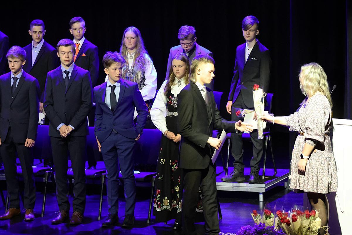 Sverre St&oslash;rker Angen Wibstad ble konfirmert l&oslash;rdag. (Foto: Maria Cassandra Strand)