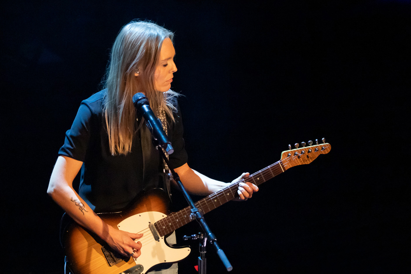 Tora brukte alle virkemidler på scenen. (Foto: Gerd Stiberg/Jazzfest)