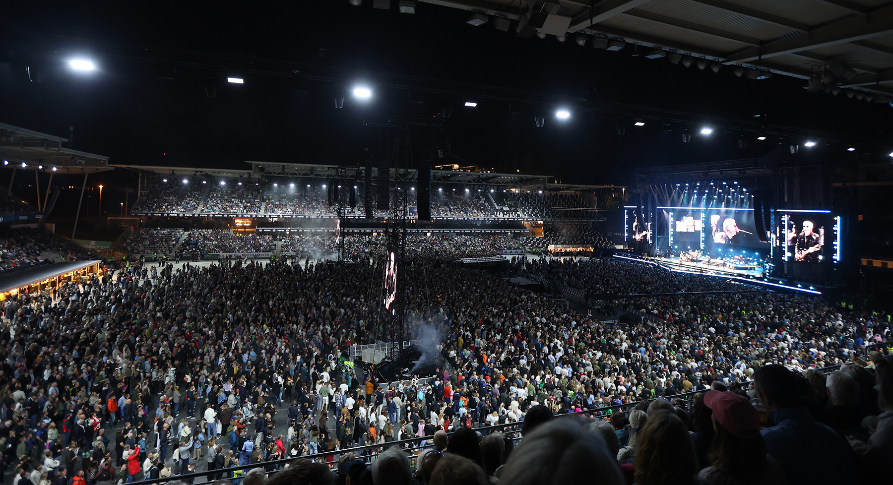 25.000 mennesker fylte Lerkendal torsdag og skapte en magisk stemning.