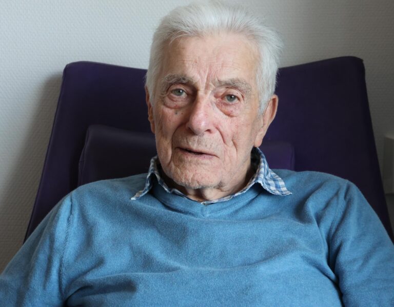 Tormod Kval&oslash;s&aelig;ter er en sprek 93-&aring;ring. 