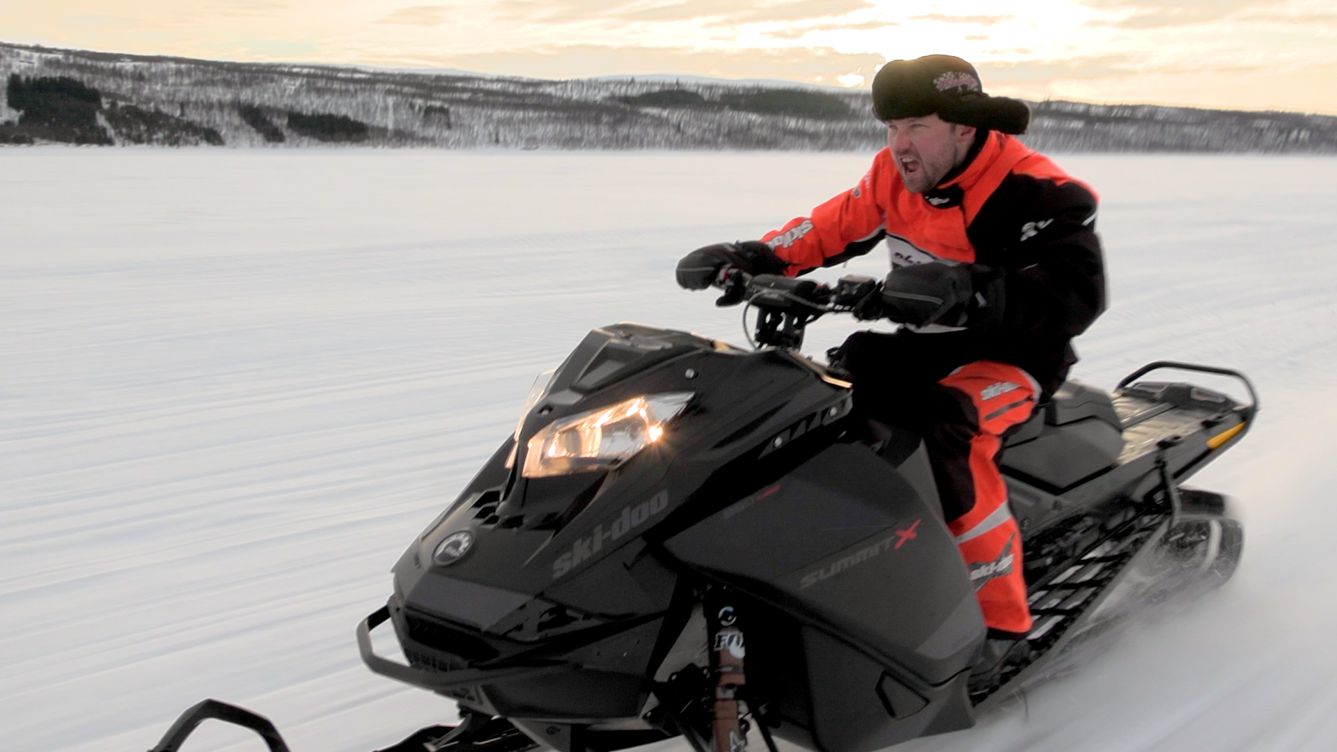 Krister Haarstad kjemper for sn&oslash;skuterfolkets rett i stedet for ballett. Foto: Merete Lien.