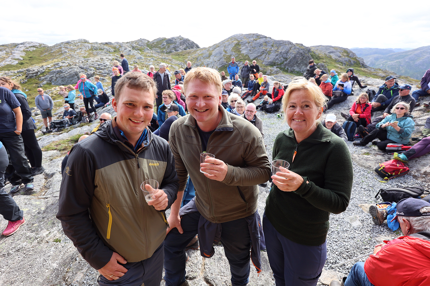 Tre sentrale personer p&aring; &aring;pningsdagen, fra venstre: Ole Marius S&oslash;berg Angell, &Oslash;ivind Str&oslash;m og Beate Ramberg Myren.