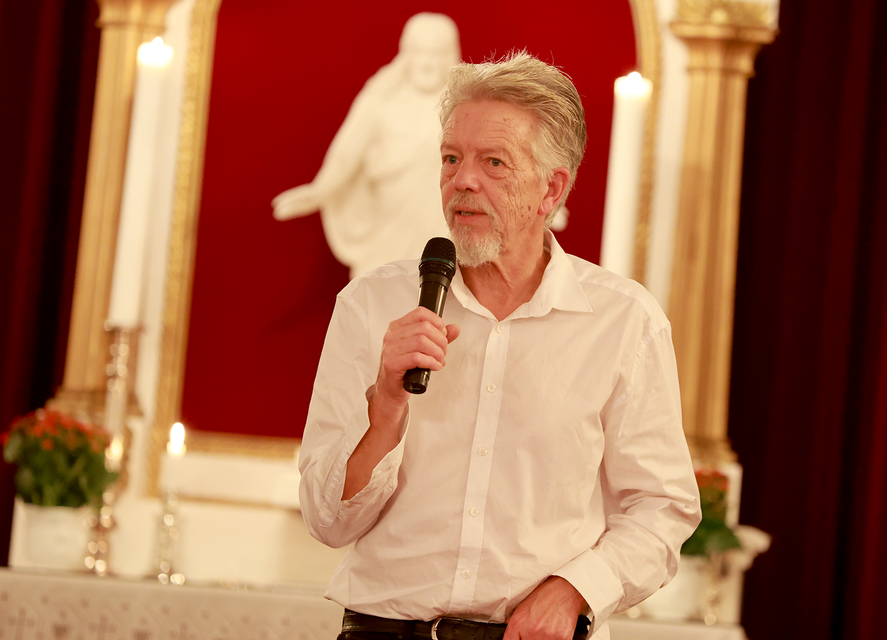 Torbj&oslash;rn Lindseth var konferansier og bandt kvelden sammen.