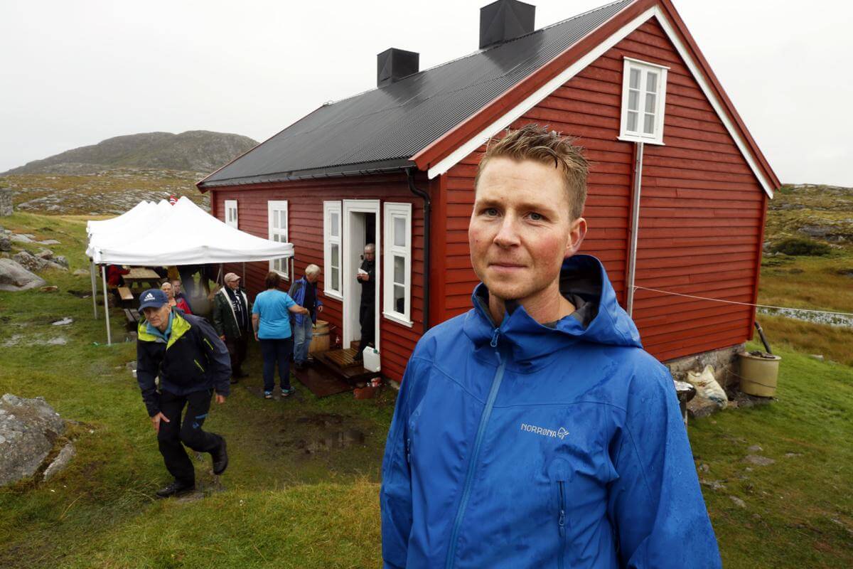 Brian Olsen i Villa fyr venneforening inviterer til Villa-dag ved fyrvokterassistentboligen 1. august. (Arkivfoto)