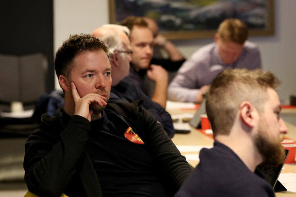 Geir-Tore Olsen (Frp) ville ikke sette av så mye som 100 millioner til vei og bru i økonomiplanen.